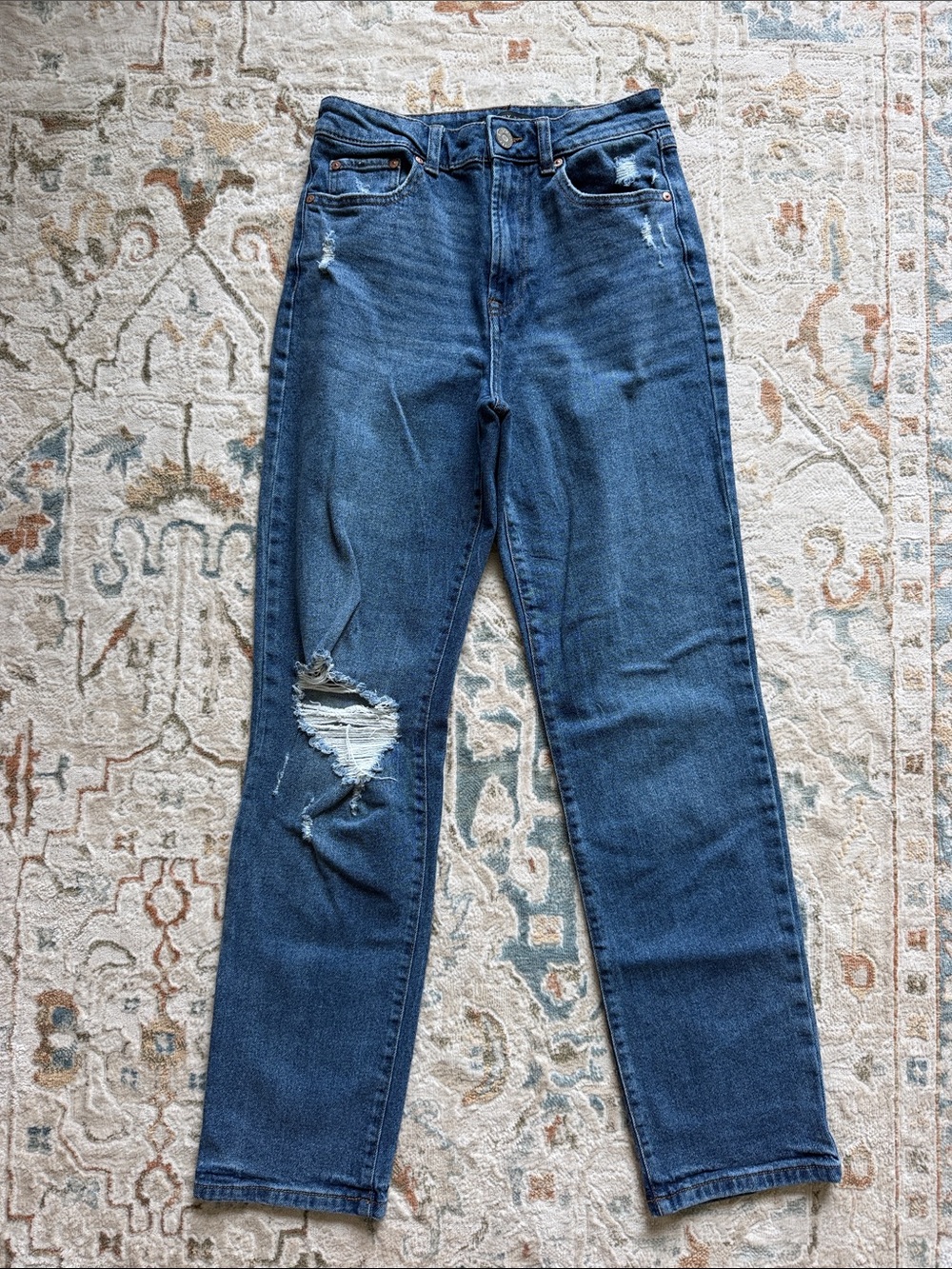 Sincerely Jules Dark Blue Distressed Straight-Leg Jeans size 3